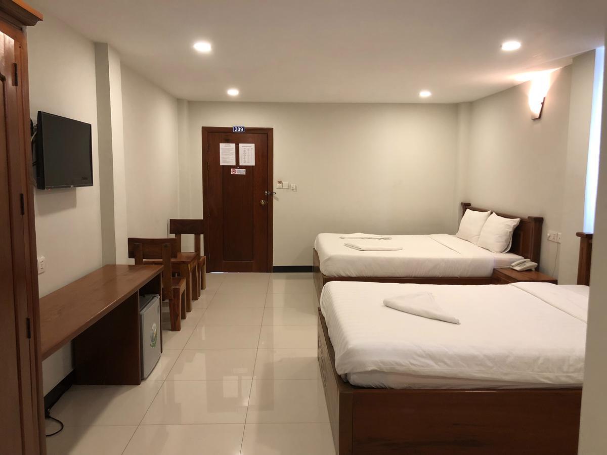 Regal Home Guesthouse Phnom Penh Ngoại thất bức ảnh